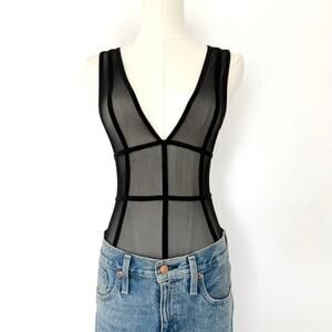 Y2K V-NECK MESH BODYSUIT